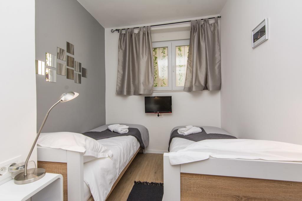 Bell Apartment Zadar Eksteriør billede
